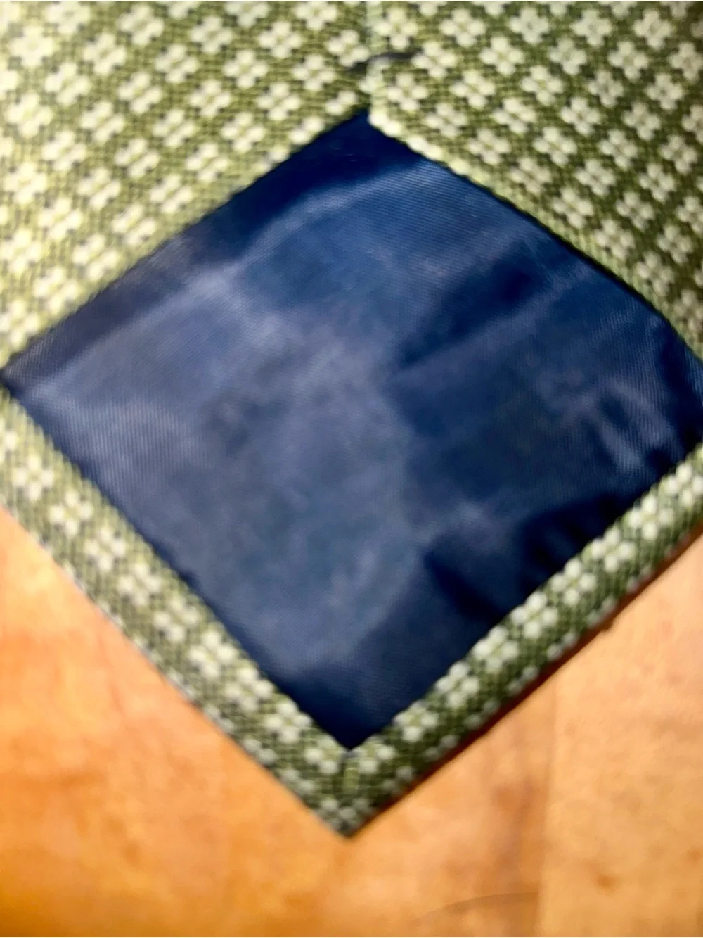 Ivre Hausse Italy meant tie Italian